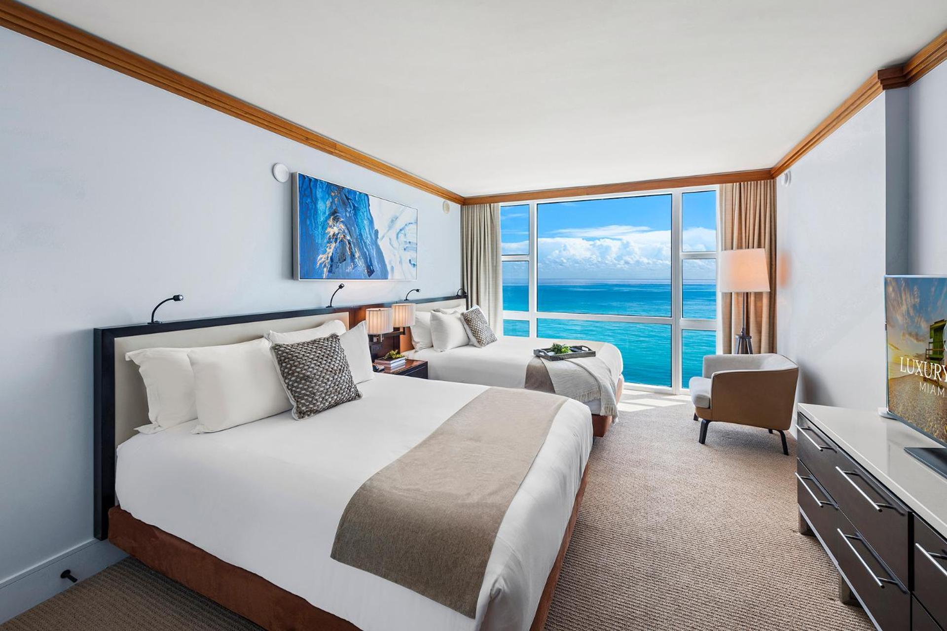 2 Bedroom Private Residence At Carillon Miami Resort -522 Маями Бийч Екстериор снимка